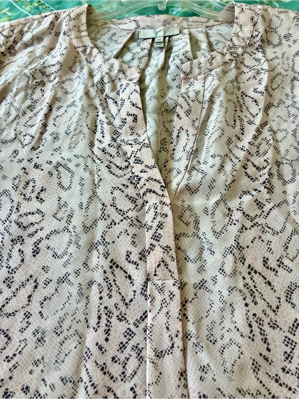 Light pink Snake-Print Reptile Joie silk blouse NWOT